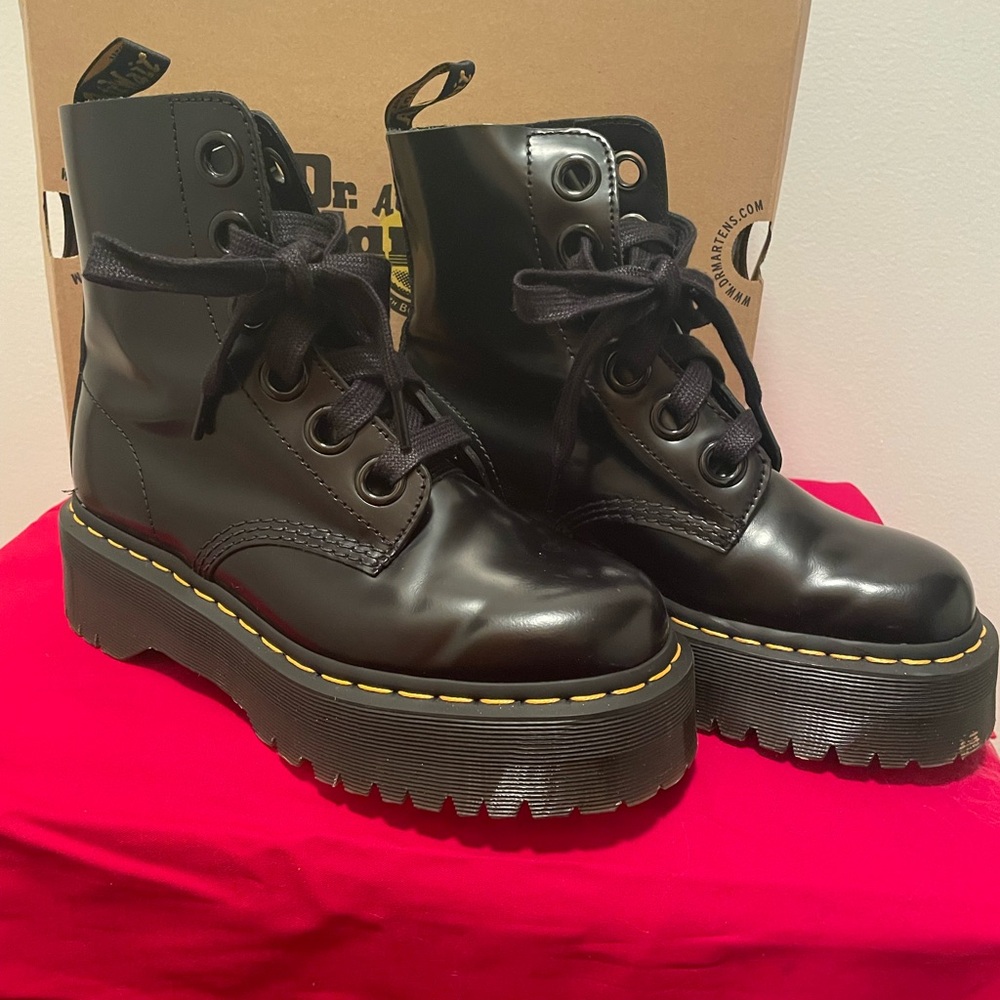 Doc Martens Air Wair Black Boots